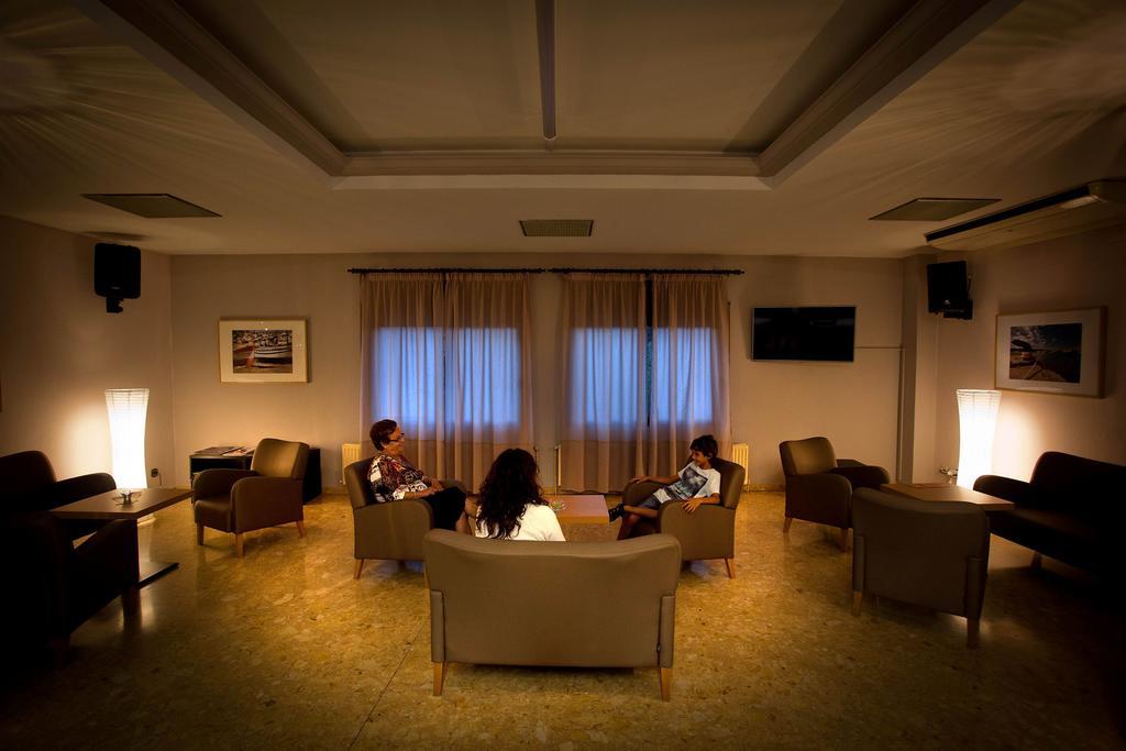 Hotel Beri Llança Eksteriør billede