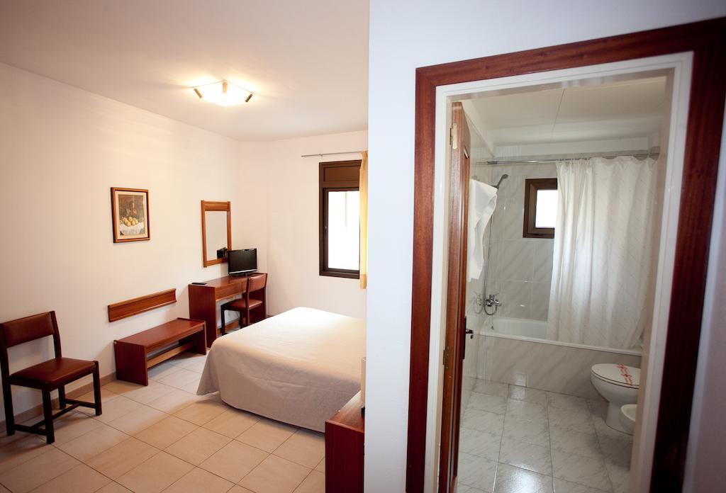Hotel Beri Llança Værelse billede