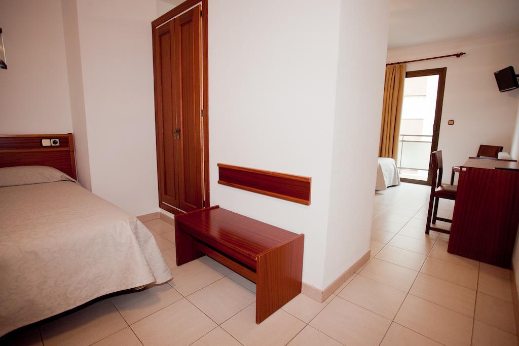 Hotel Beri Llança Værelse billede