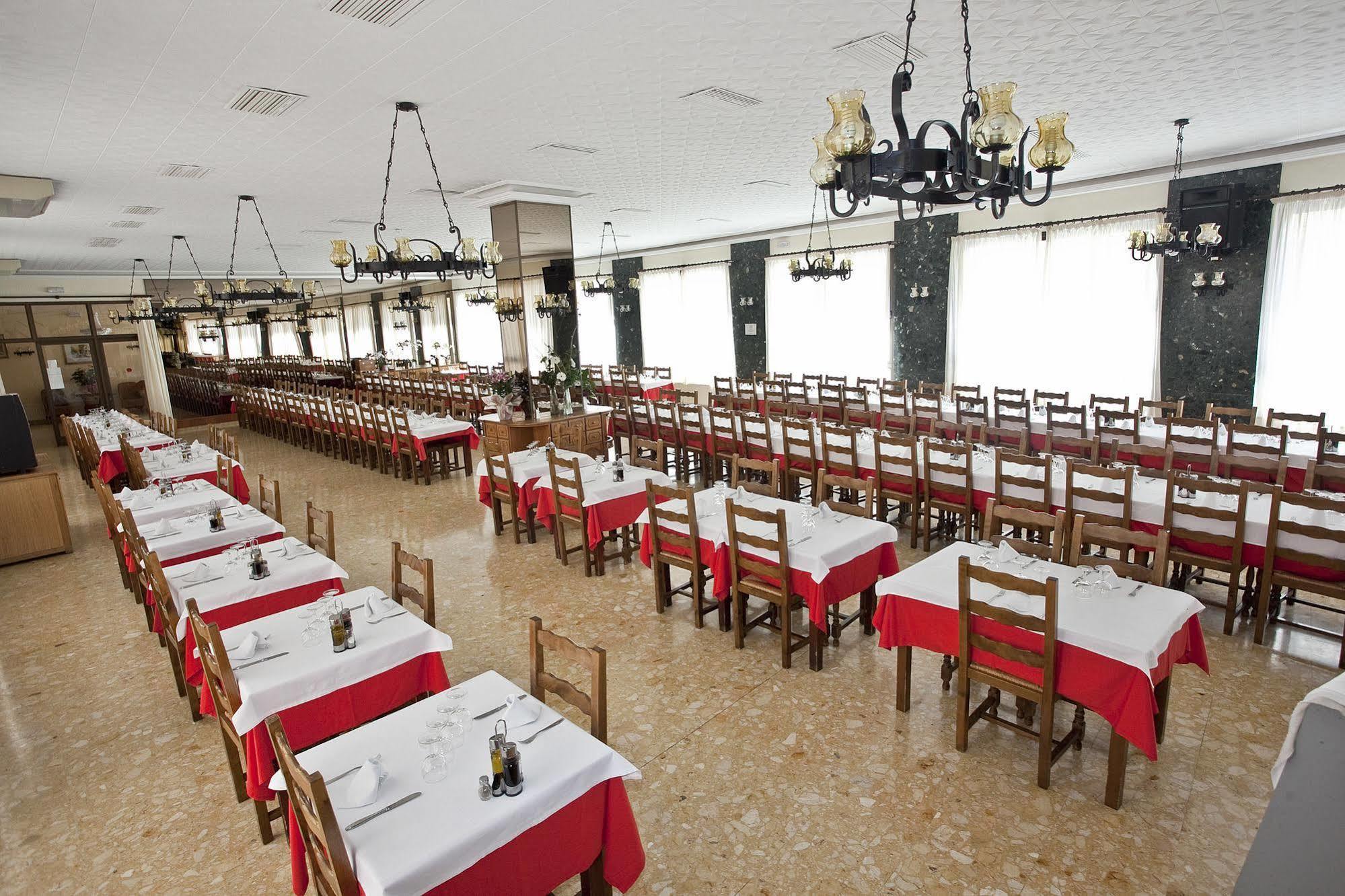 Hotel Beri Llança Eksteriør billede