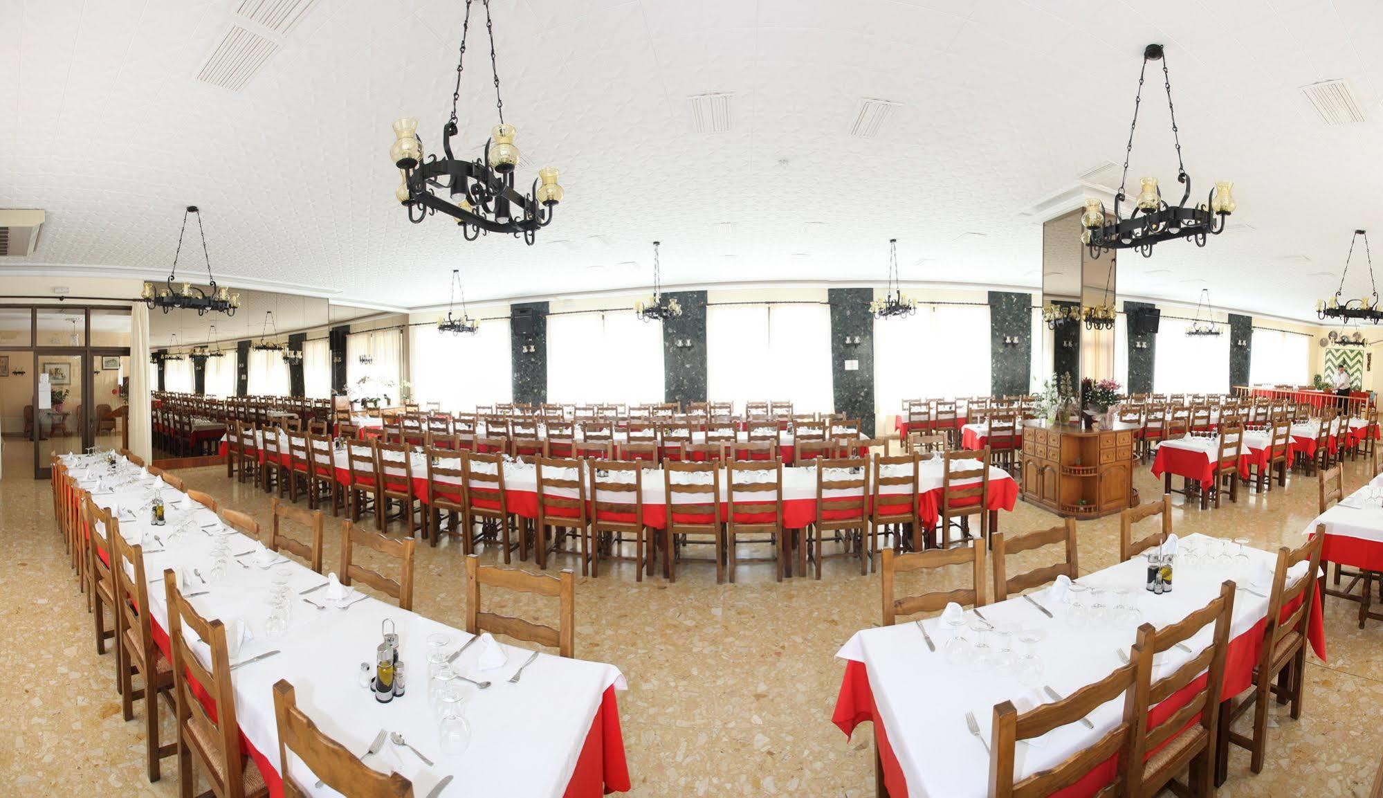 Hotel Beri Llança Eksteriør billede