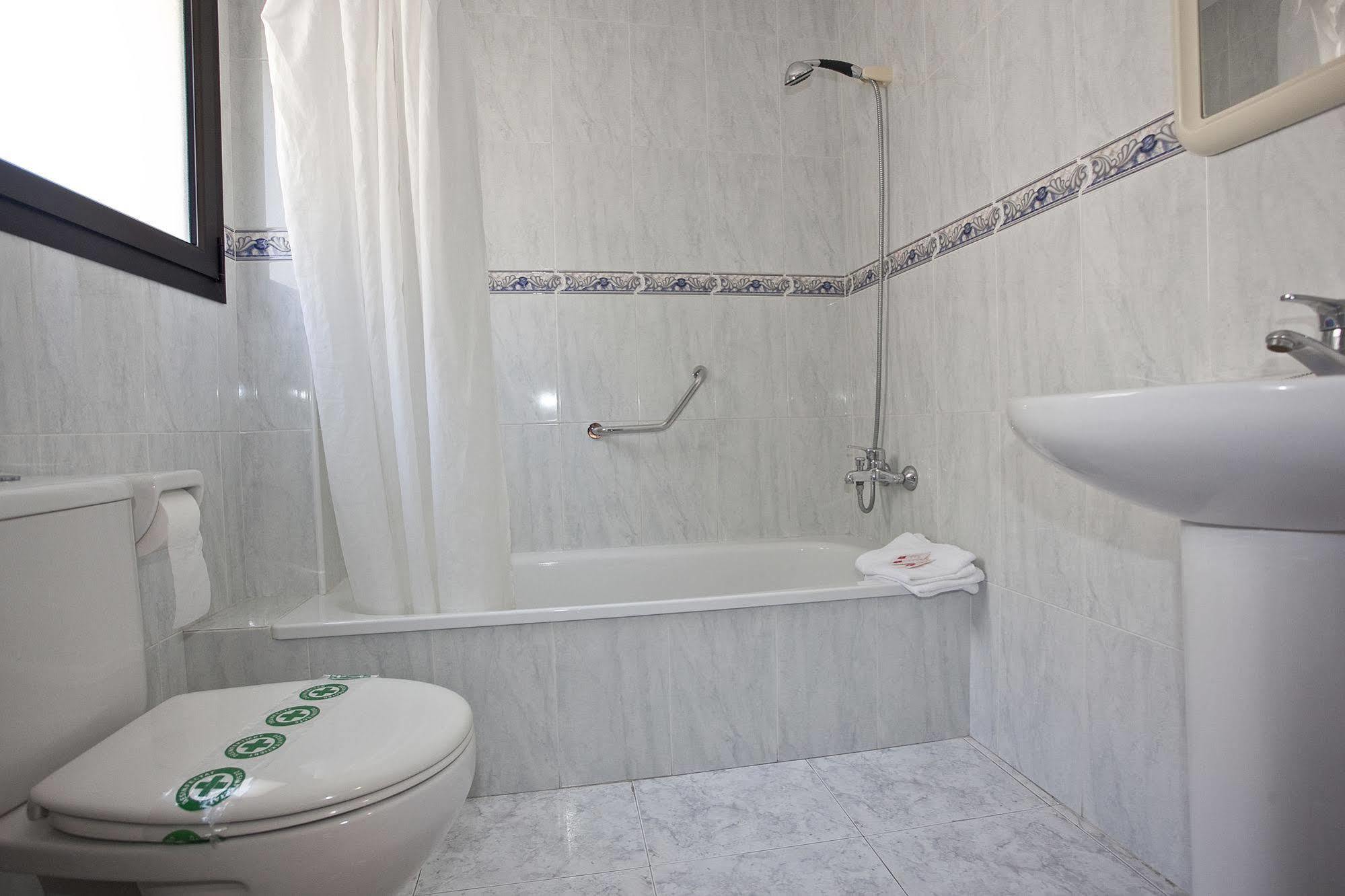 Hotel Beri Llança Eksteriør billede